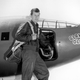 Imagen para el artículo titulado Chuck Yeager, el hombre que rompió la barrera del sonido (y derribó dos aviones sin un solo disparo)